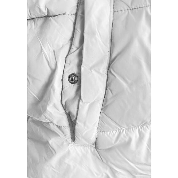 Old Navy Vest Womens XXL White Zip Puffer Snap Pockets School outdoors layer - Picture 10 of 10